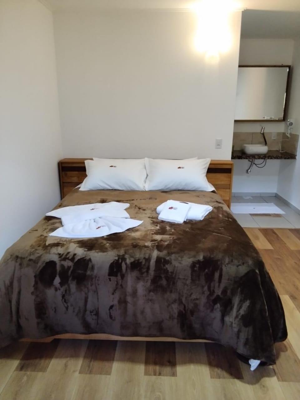 Hibisco Home Hotel Урубиси Экстерьер фото